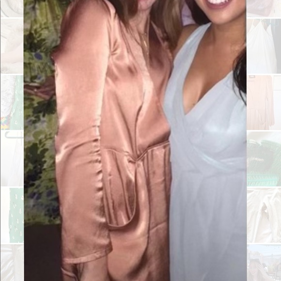 Reformation Peach satin deep neck mini dress - Picture 4 of 6